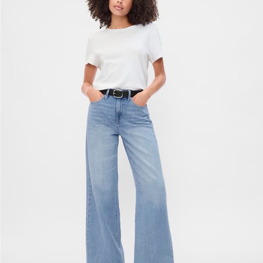 GAP Light Blue Wide-Leg High-Rise Jeans